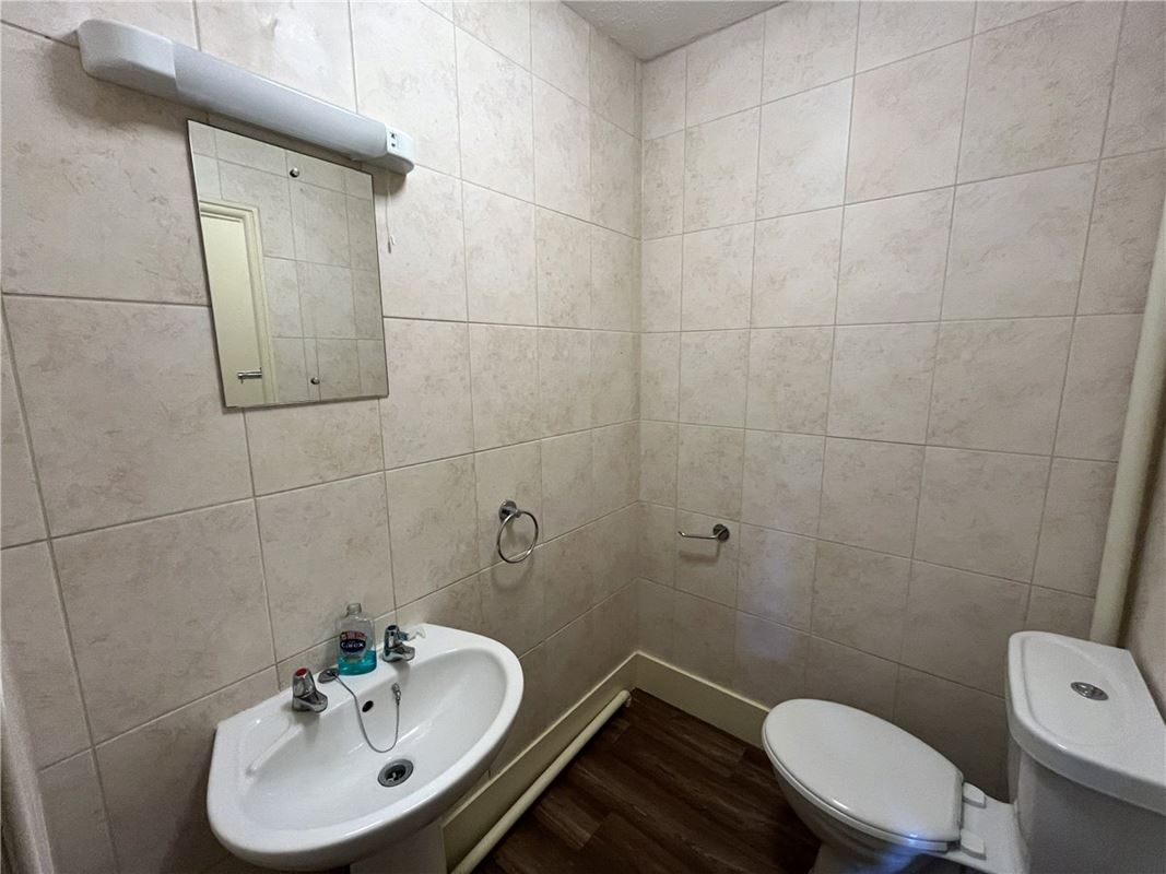 bedroom flat, Cowley Road, Oxford OX4 - Let Agreed