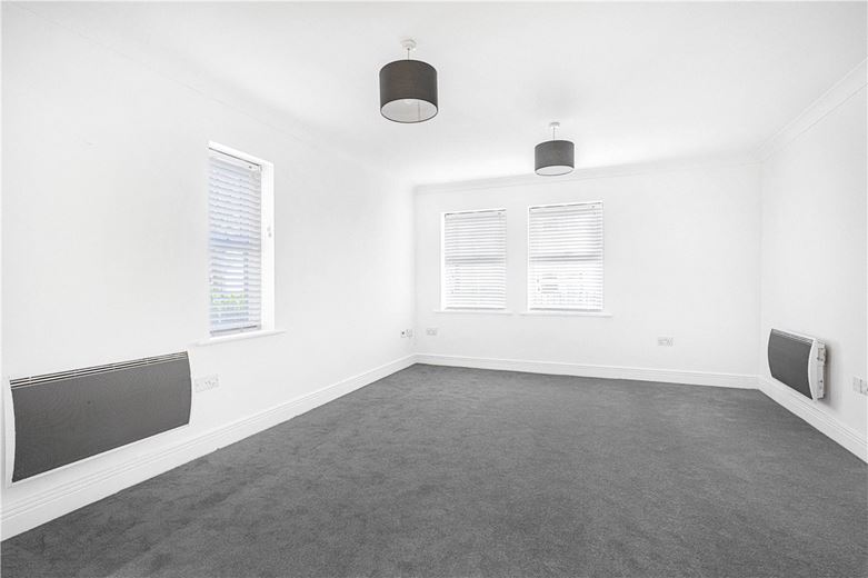 2 bedroom flat, Elizabeth Jennings Way, Oxford OX2 - Available