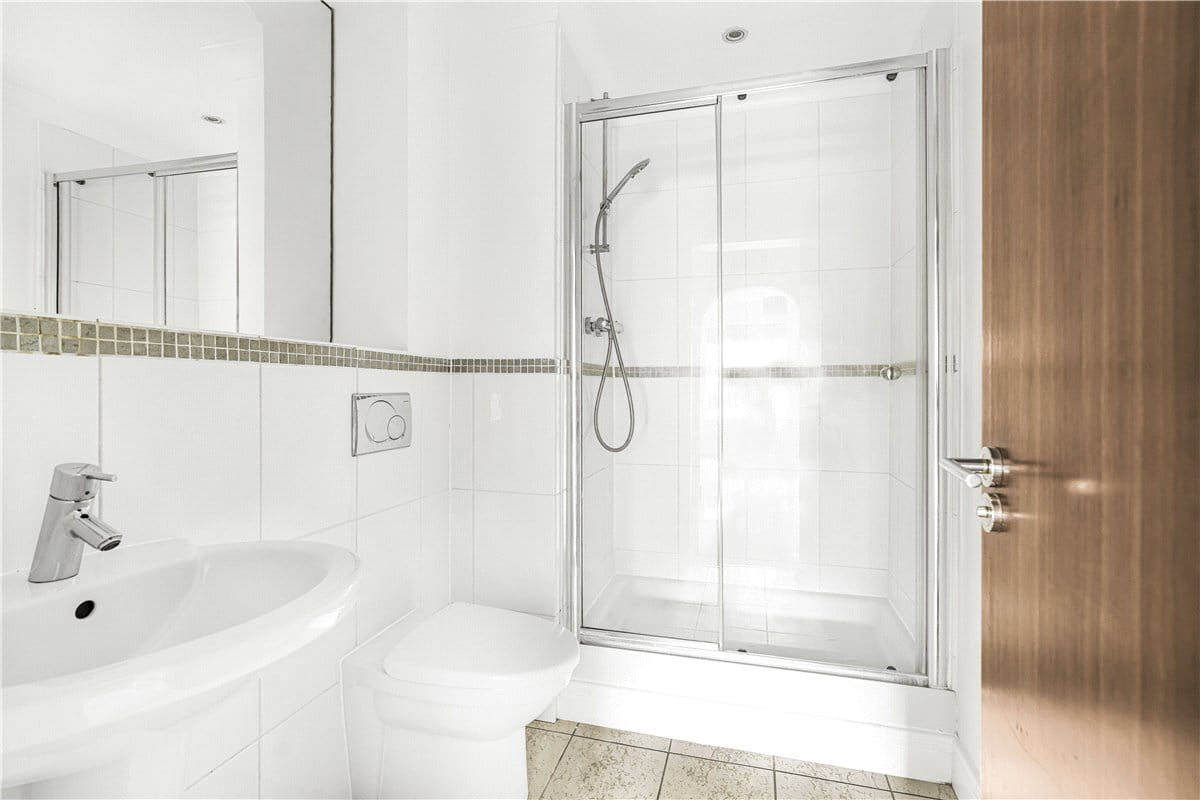 2 bedroom flat, Elizabeth Jennings Way, Oxford OX2 - Available