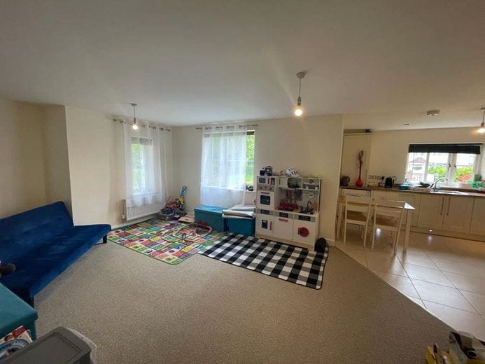 2 bedroom flat, Beauchamp Lane, Oxford OX4