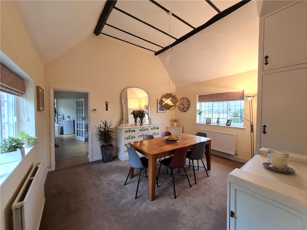 3 bedroom cottage, Wytham, Oxford OX2 - Let Agreed
