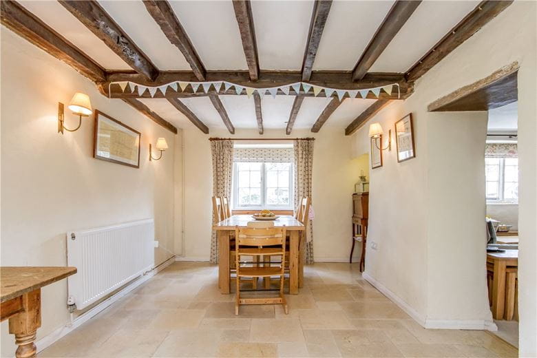 3 bedroom cottage, Medcroft Road, Tackley OX5 - Let Agreed