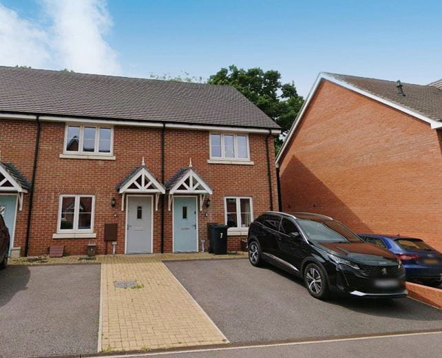2 bedroom house, Merevale Close, Daventry NN11