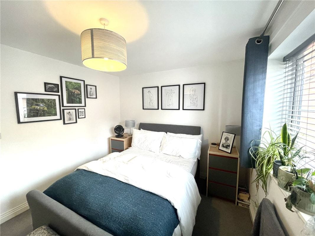 2 bedroom house, Merevale Close, Daventry NN11 - Let Agreed