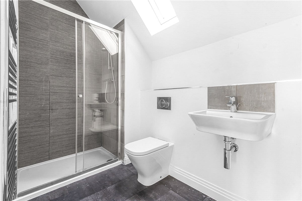 3 bedroom house, Butcher Crescent, Glebe Farm MK17 - Available