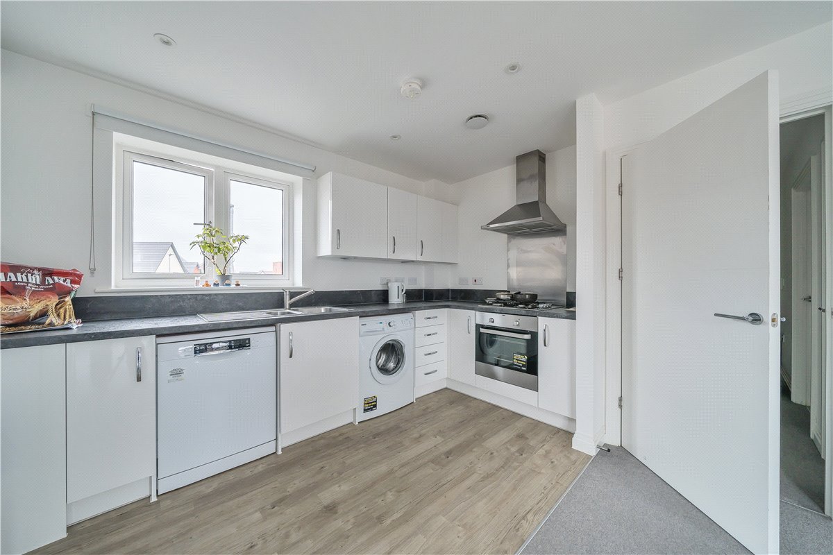 1 bedroom flat, Croxden Way, Daventry NN11 - Let Agreed