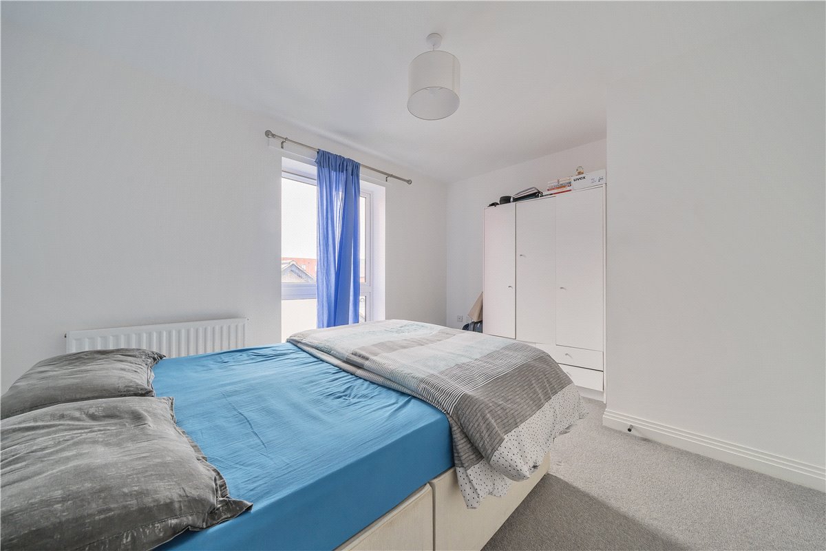 1 bedroom flat, Croxden Way, Daventry NN11 - Let Agreed