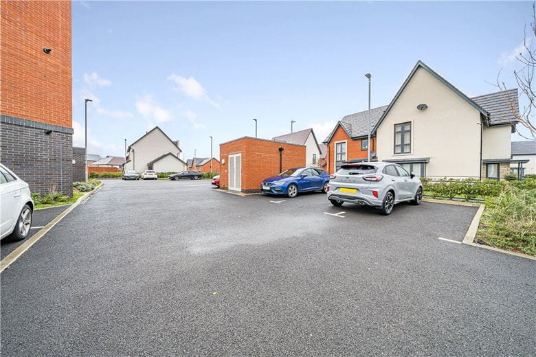 1 bedroom flat, Croxden Way, Daventry NN11 - Let Agreed