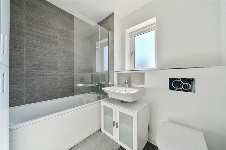 1 bedroom flat, Scott Court, Glebe Farm MK17