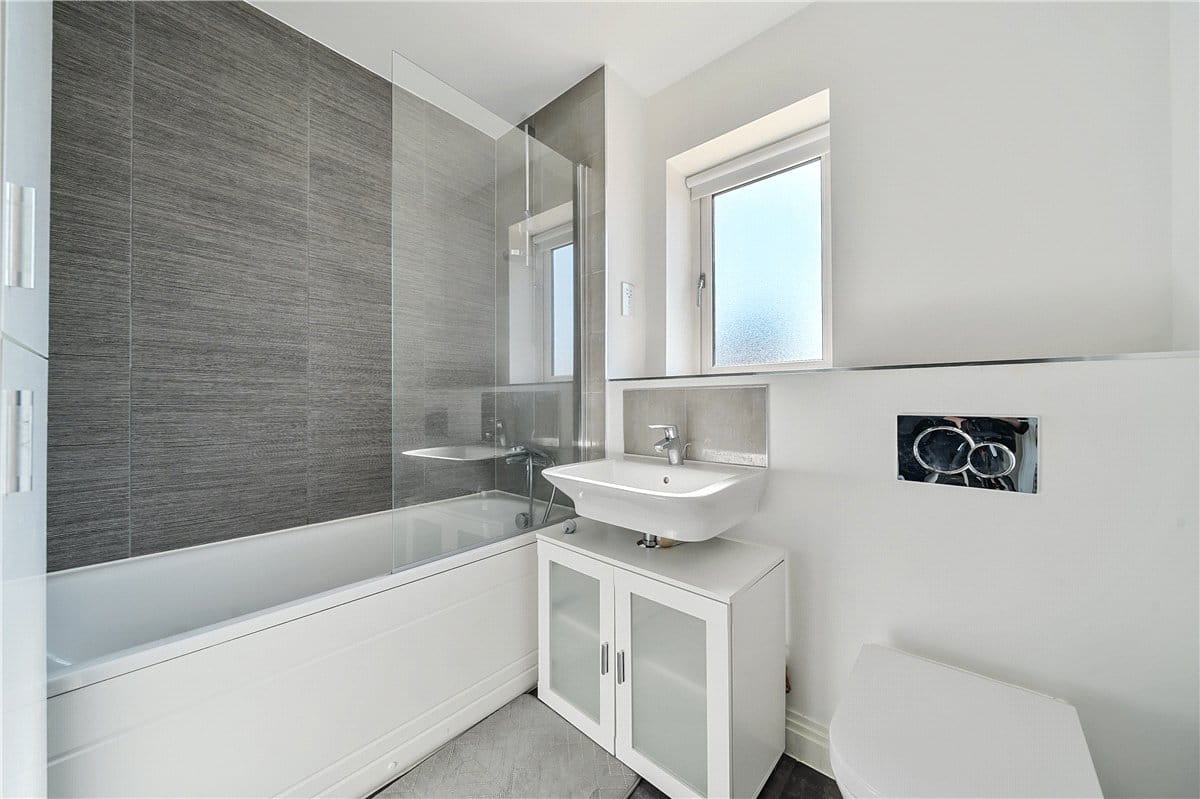 1 bedroom flat, Scott Court, Glebe Farm MK17