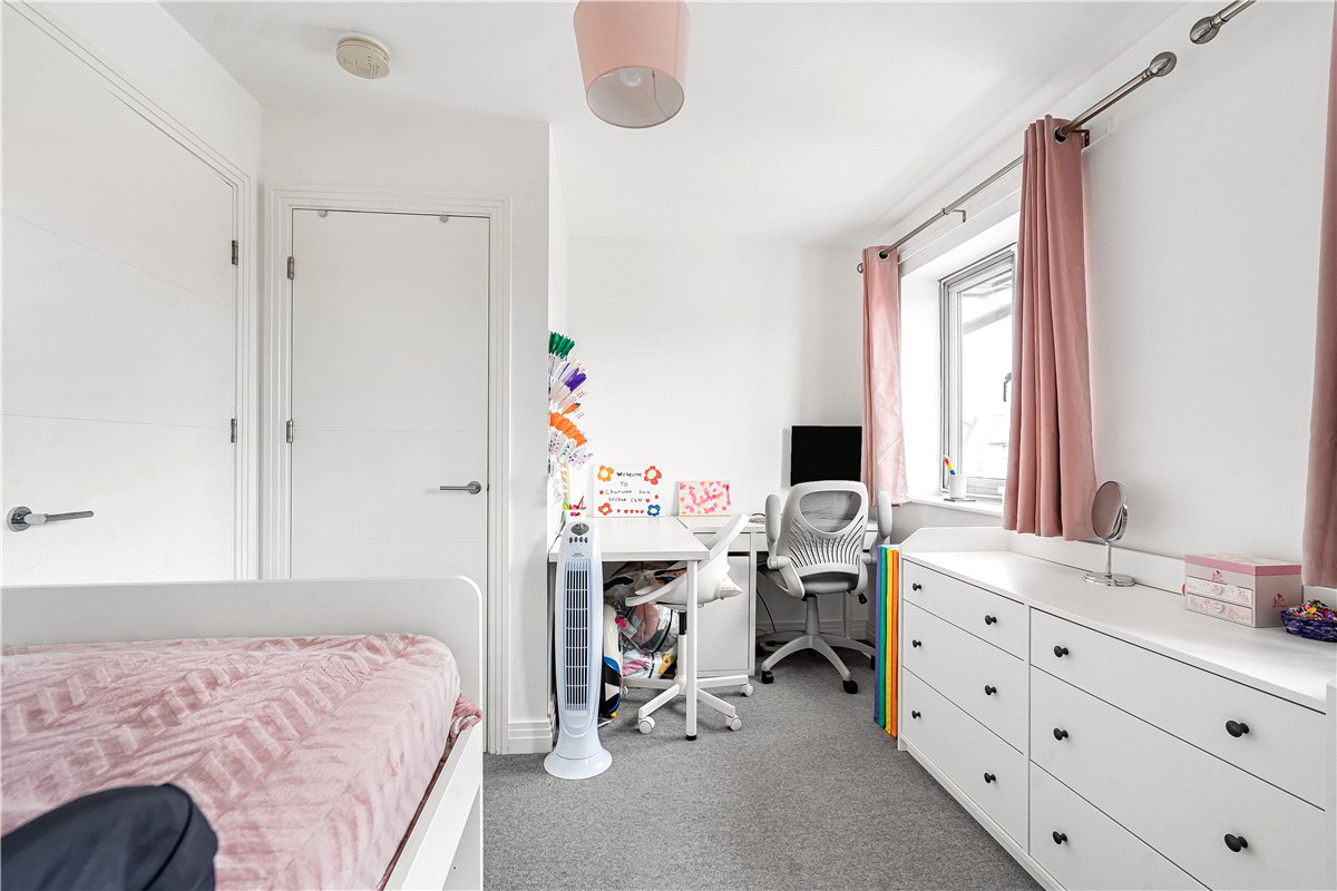 2 bedroom house, Brawn Grove, Glebe Farm MK17