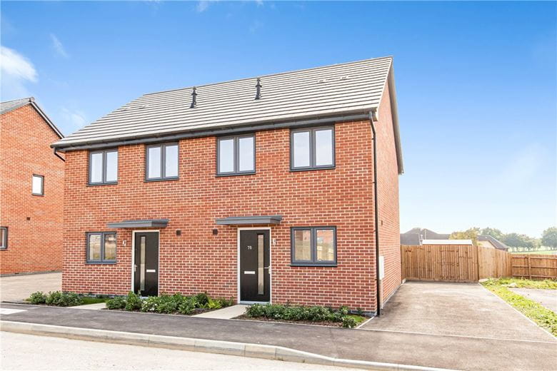 2 bedroom house, Wheatfield Drive, Curbridge OX29