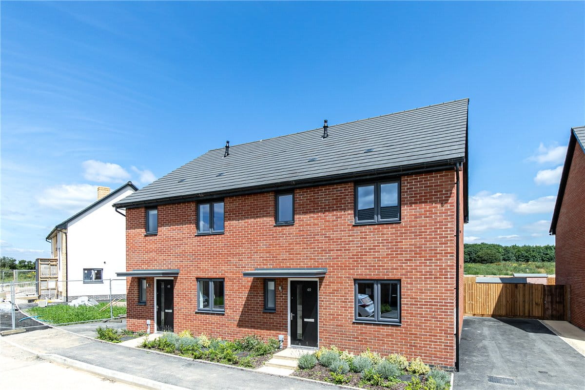 3 bedroom house, Rye Crescent, Curbridge OX29 - Let Agreed