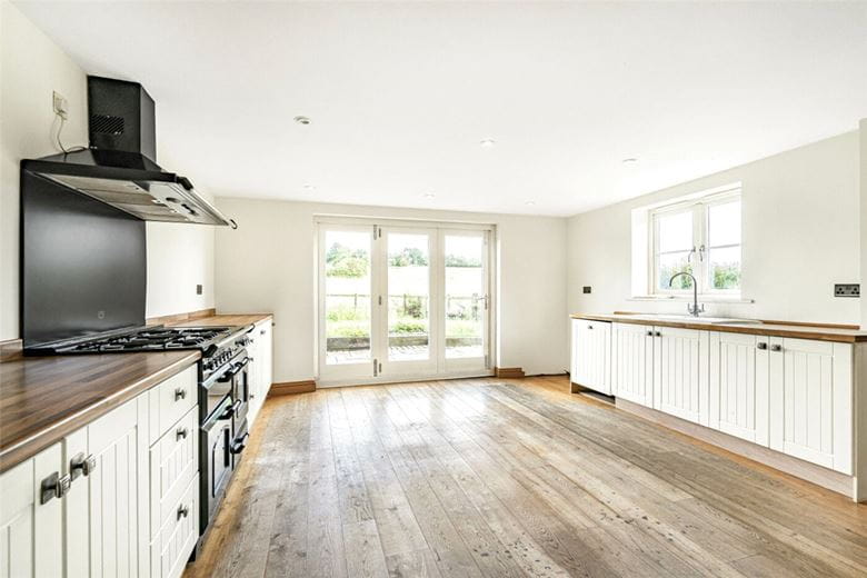 4 bedroom cottage, Stockwell Heath, Rugeley WS15 - Available