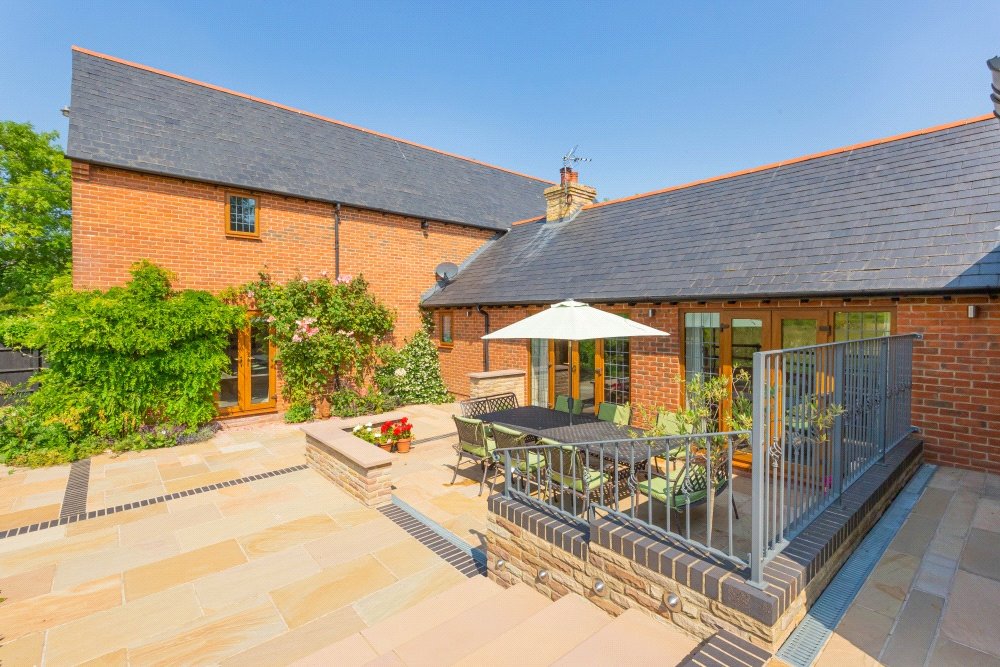 5 bedroom house, Manor Road, Wantage OX12 - Let Agreed