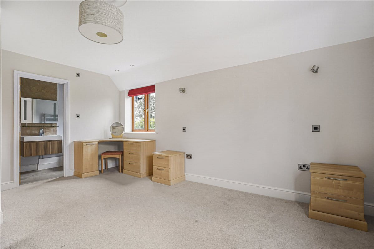 5 bedroom house, Manor Road, Wantage OX12 - Let Agreed