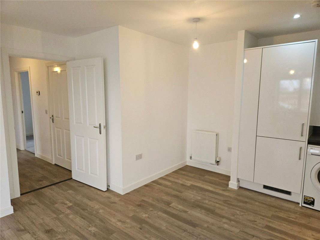 2 bedroom flat, Barrosa Way, Whitehouse MK8