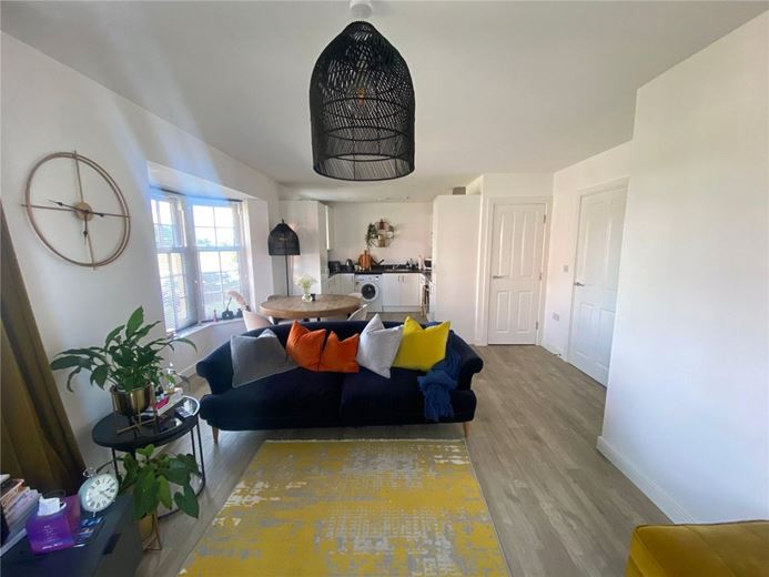 2 bedroom flat, Bourton Road, Banbury OX16 - Let Agreed