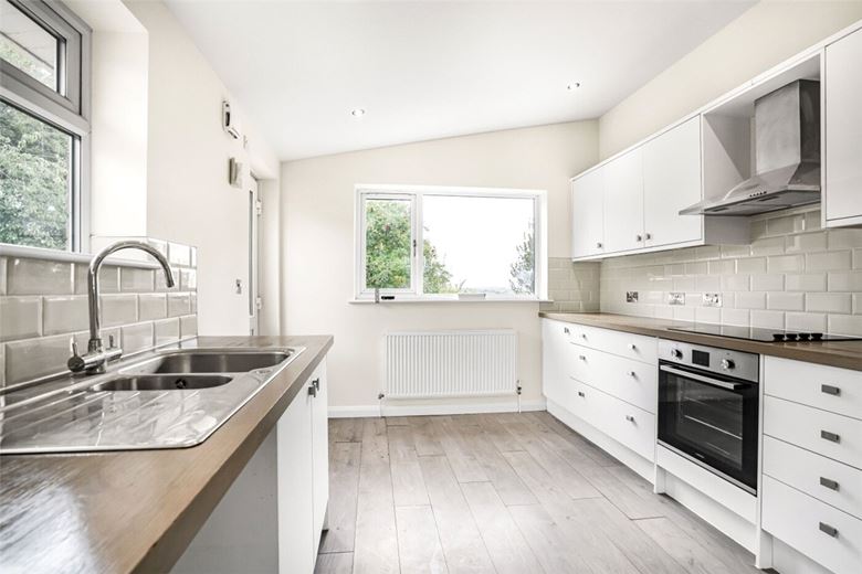 4 bedroom house, Kings Drive, Hopton ST18 - Let Agreed