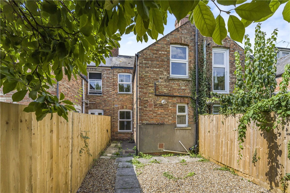 2 bedroom house, Helen Road, Oxford OX2