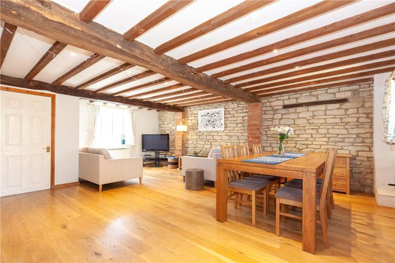 2 bedroom house, Heathfield, Bletchingdon OX5