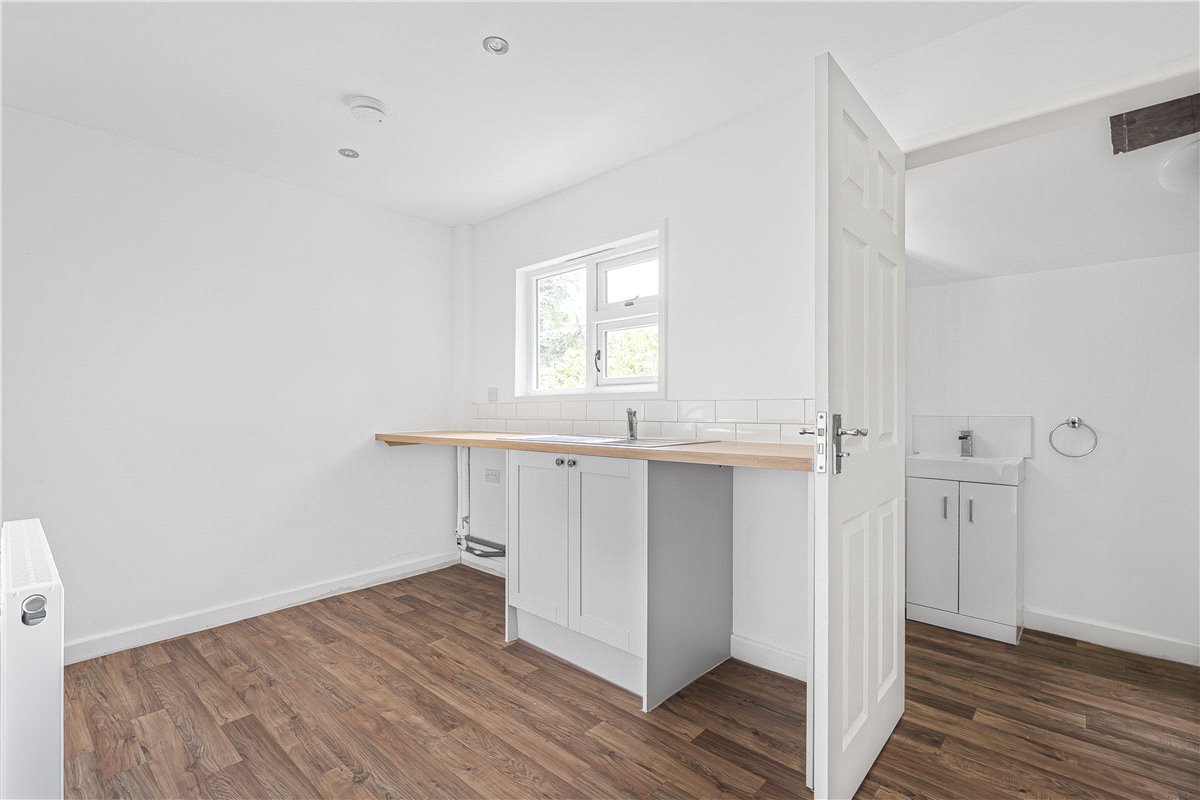 4 bedroom bungalow, Darnford Lane, Whittington WS14 - Let Agreed