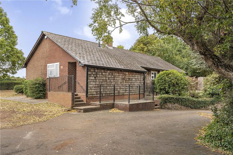 4 bedroom bungalow, Darnford Lane, Whittington WS14 - Let Agreed