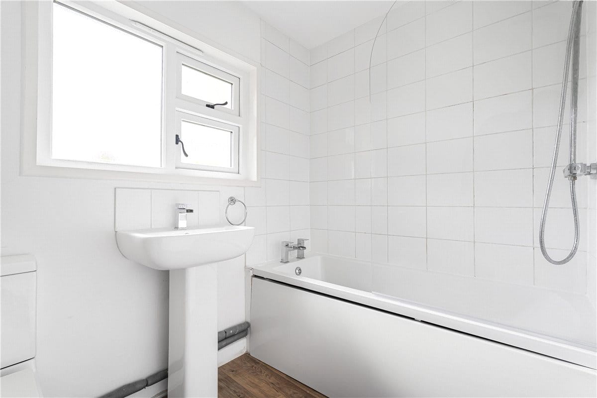 4 bedroom bungalow, Darnford Lane, Whittington WS14 - Let Agreed