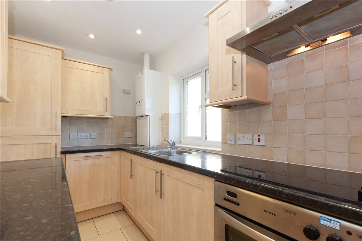 2 bedroom flat, Sunderland Avenue, Oxford OX2 - Let Agreed