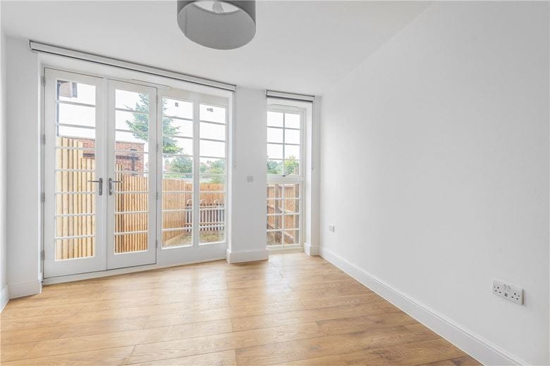 1 bedroom flat, Trinity Avenue, Northampton NN2 - Let Agreed