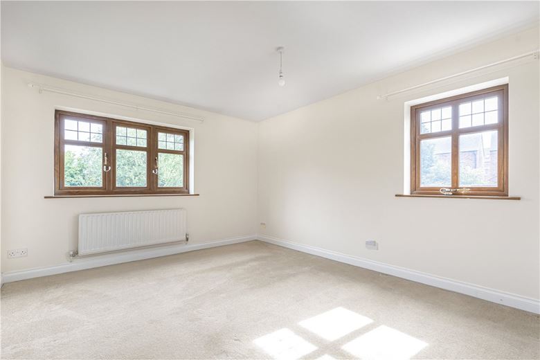 7 bedroom house, Leicester Road, New Packington LE65 - Let Agreed