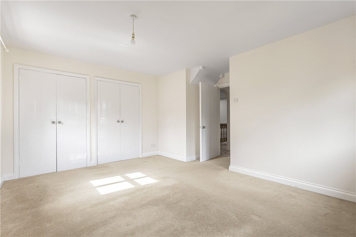 7 bedroom house, Leicester Road, New Packington LE65 - Let Agreed