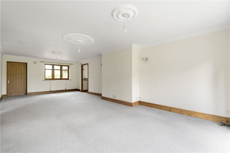 7 bedroom house, Leicester Road, New Packington LE65 - Let Agreed