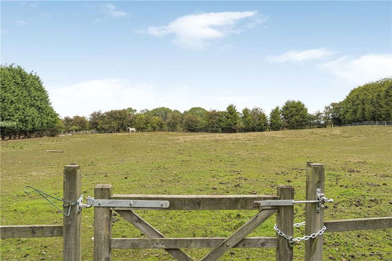 7 bedroom house, Leicester Road, New Packington LE65 - Let Agreed