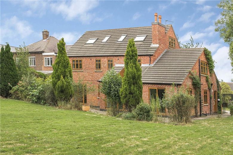 7 bedroom house, Leicester Road, New Packington LE65 - Let Agreed