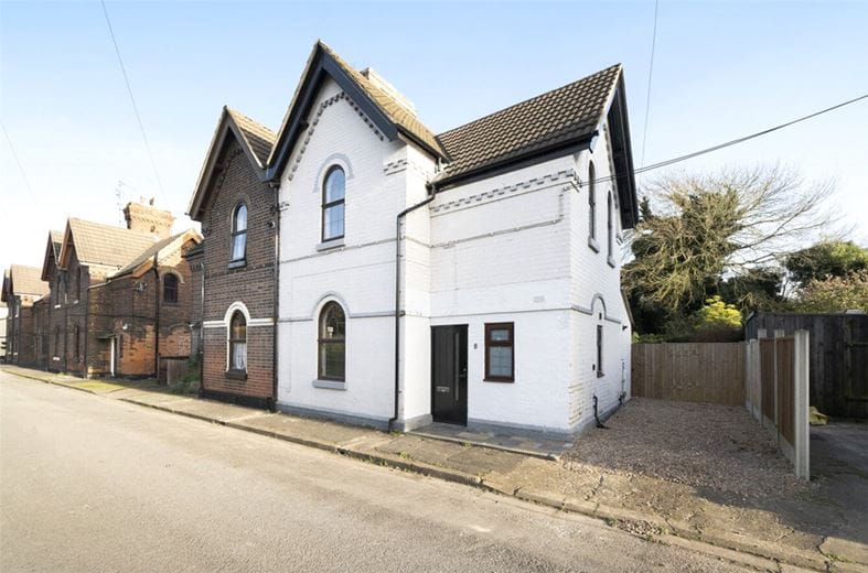 3 bedroom house, Trent Cottages, Long Eaton NG10 - Available