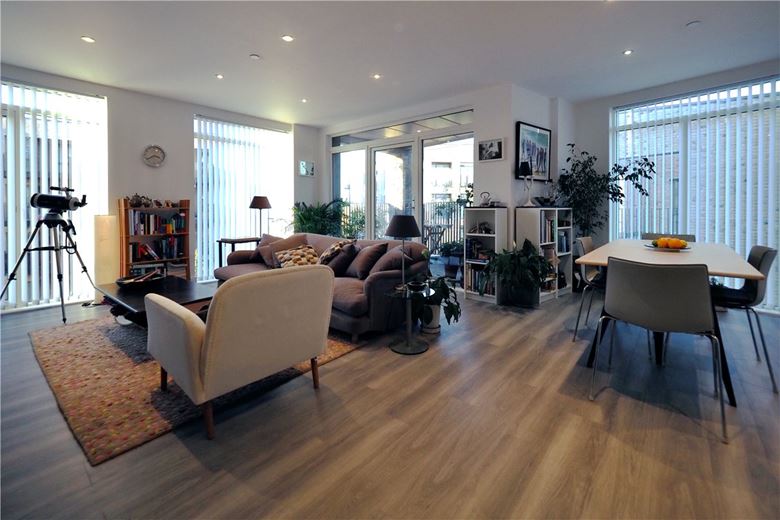 2 bedroom flat, Barton Fields Road, Headington OX3