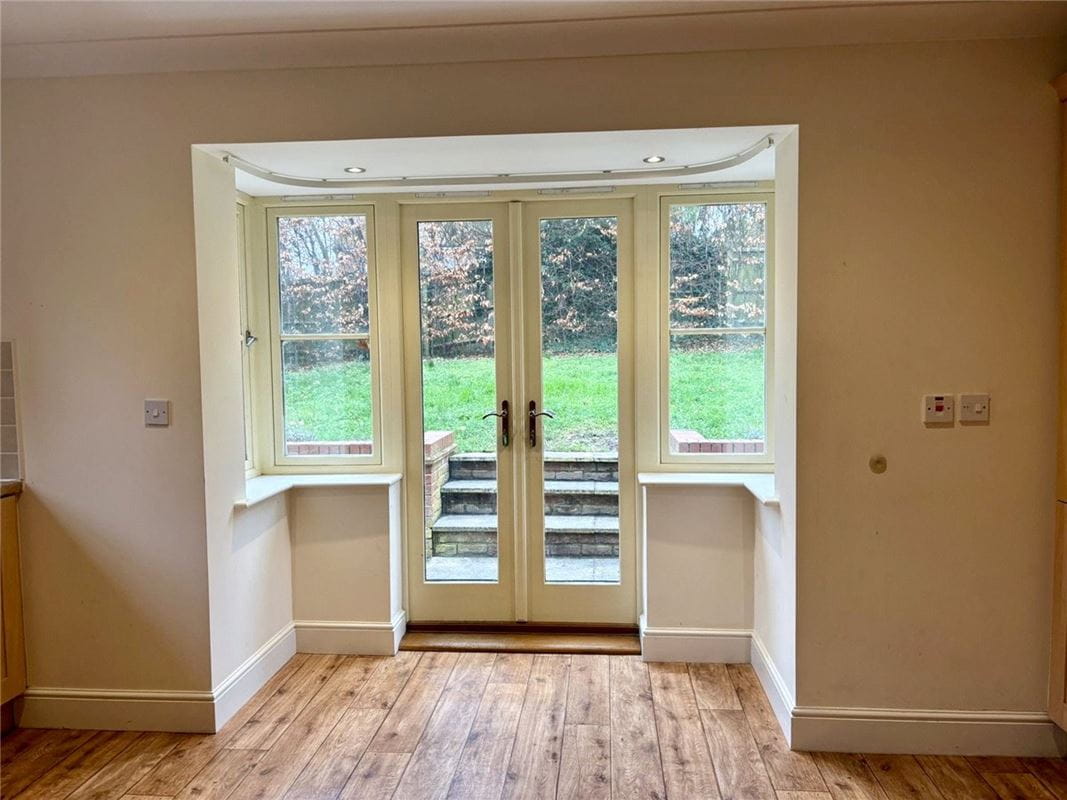 5 bedroom house, High Street, Long Wittenham OX14 - Available