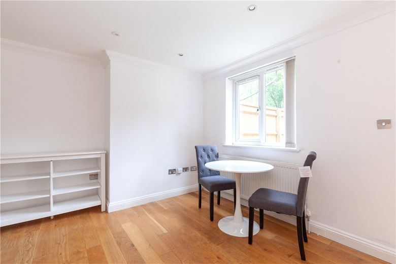 2 bedroom flat, Harbord Road, Oxford OX2 - Available