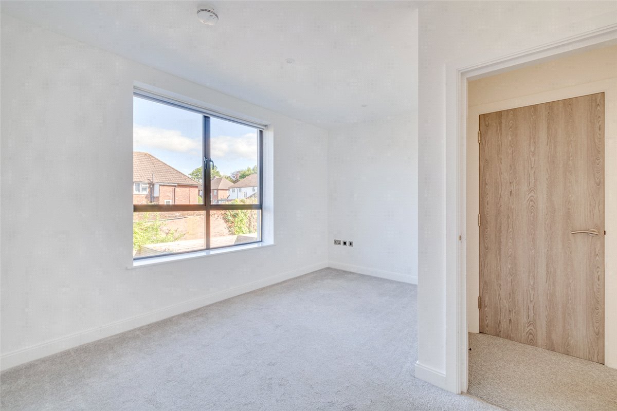 3 bedroom house, Harlow Gardens, Kingston upon Thames KT1 - Let Agreed