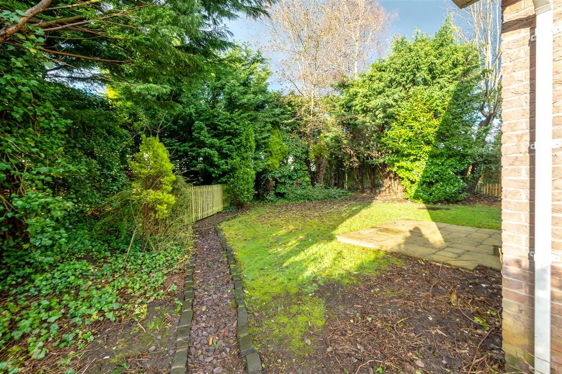 4 bedroom bungalow, Newton Road, Lowton WA3 - Let Agreed