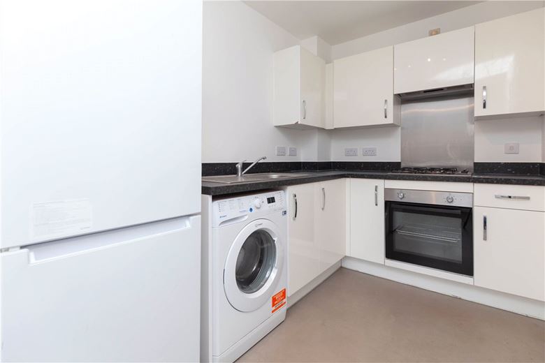 3 bedroom house, Wincanton Road, Bicester OX26 - Available
