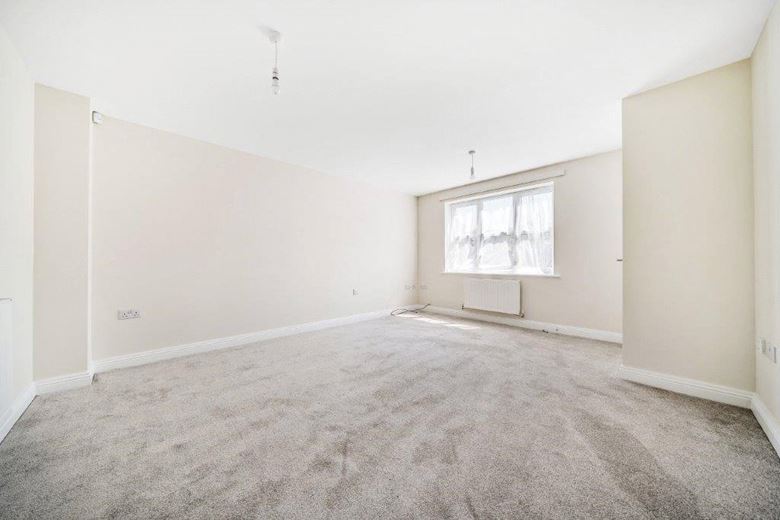 3 bedroom house, Thurgaton Way, Newton DE55 - Available