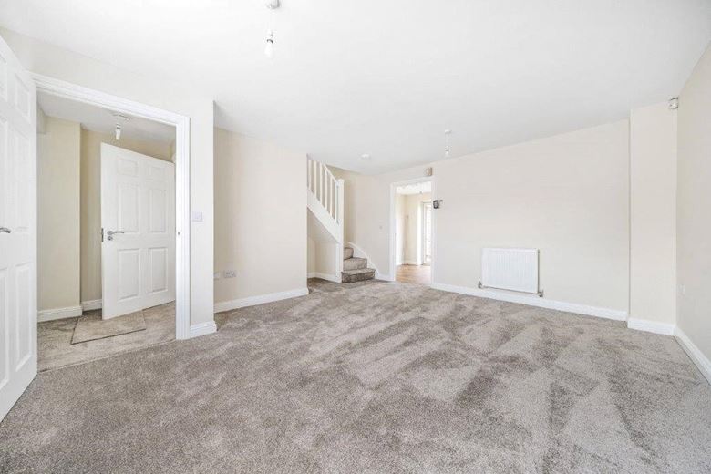 3 bedroom house, Thurgaton Way, Newton DE55 - Available