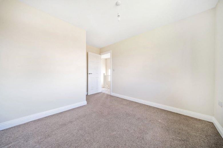 3 bedroom house, Thurgaton Way, Newton DE55 - Available