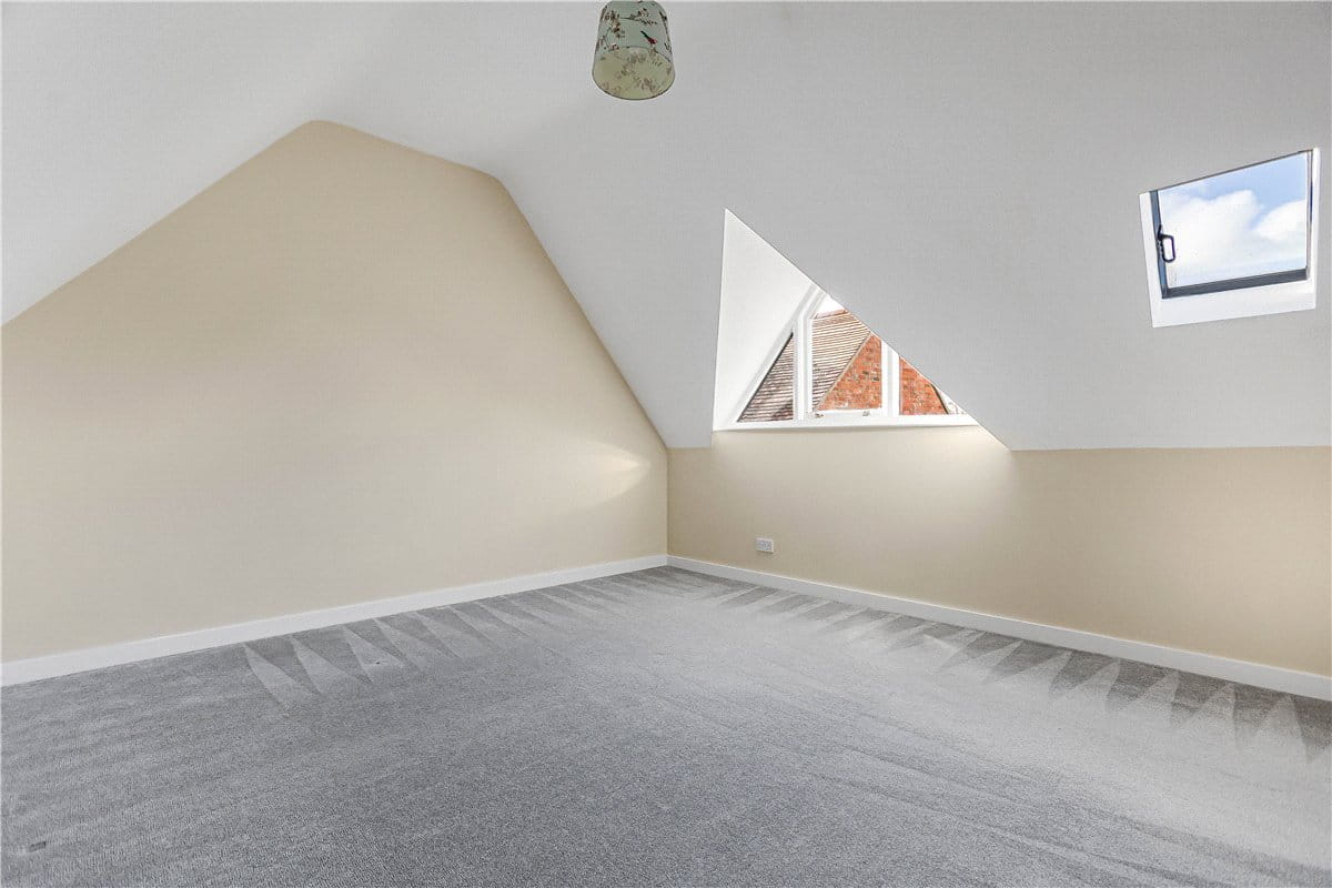 2 bedroom house, Mill Road, Marcham OX13 - Available