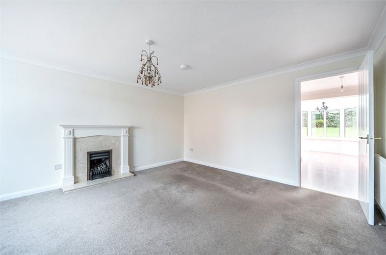 3 bedroom house, Amersham Way, Measham DE12 - Available