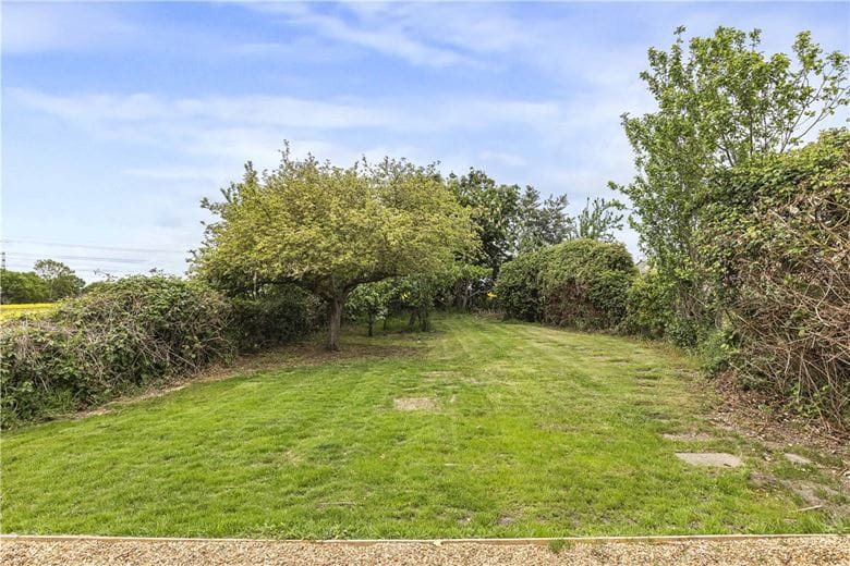 3 bedroom house, Ockendon Road, Upminster RM14 - Let Agreed