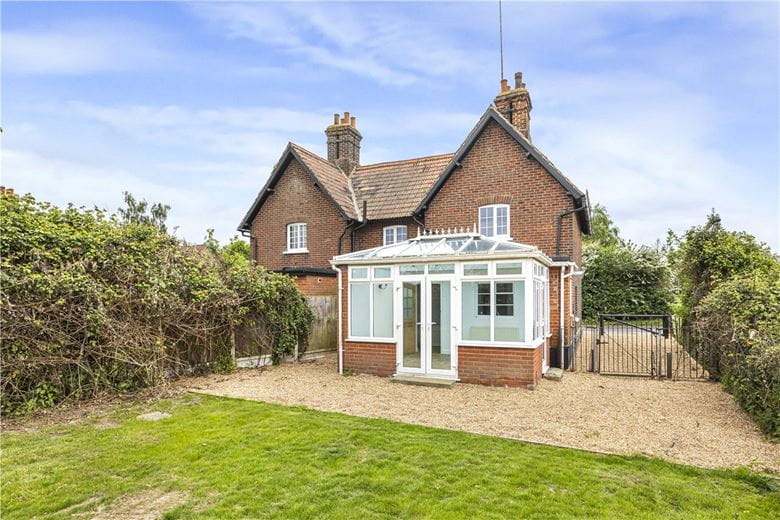 3 bedroom house, Ockendon Road, Upminster RM14 - Let Agreed