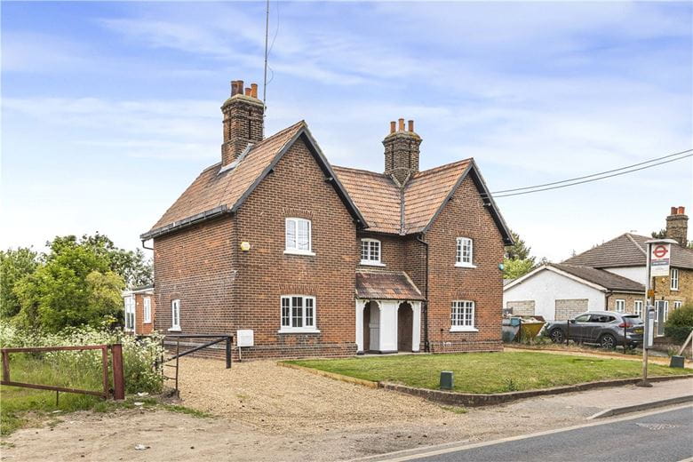 3 bedroom house, Ockendon Road, Upminster RM14 - Let Agreed